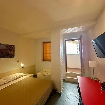 Lido Di 3* Procida