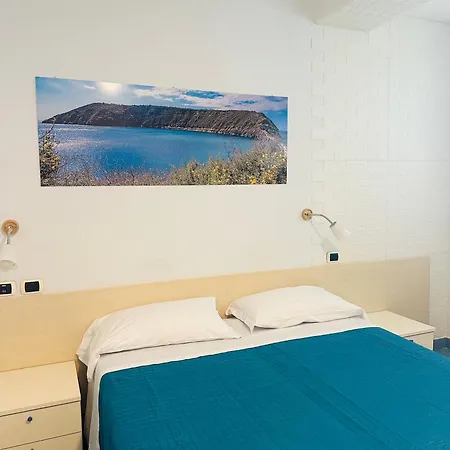 Guest house Lido Di 3*